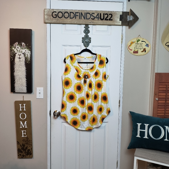 Haute Edition Women's Sunflower Sleeveless Tank Cotton Blend Stretch L - Picture 1 of 7